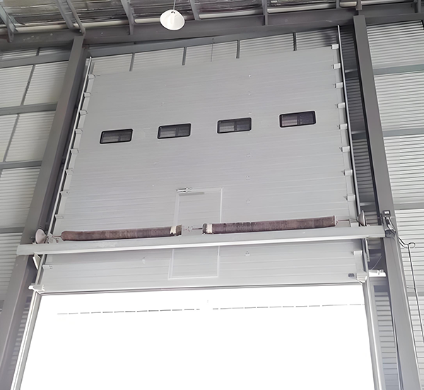 乐都工业滑升门