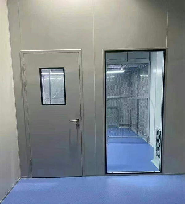 学校教学楼完成乐都防火门标准化安装